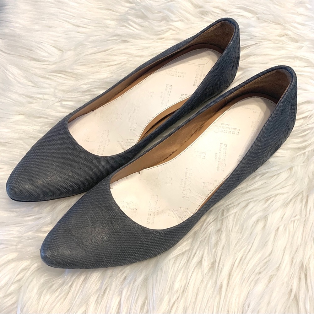 Maison Martin Margiela gray textured flats size 11
